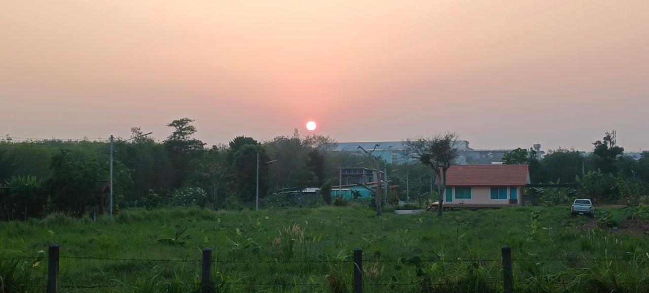 Batikseafood Airport & Room Ban Bo Sai Klang Kültér fotó