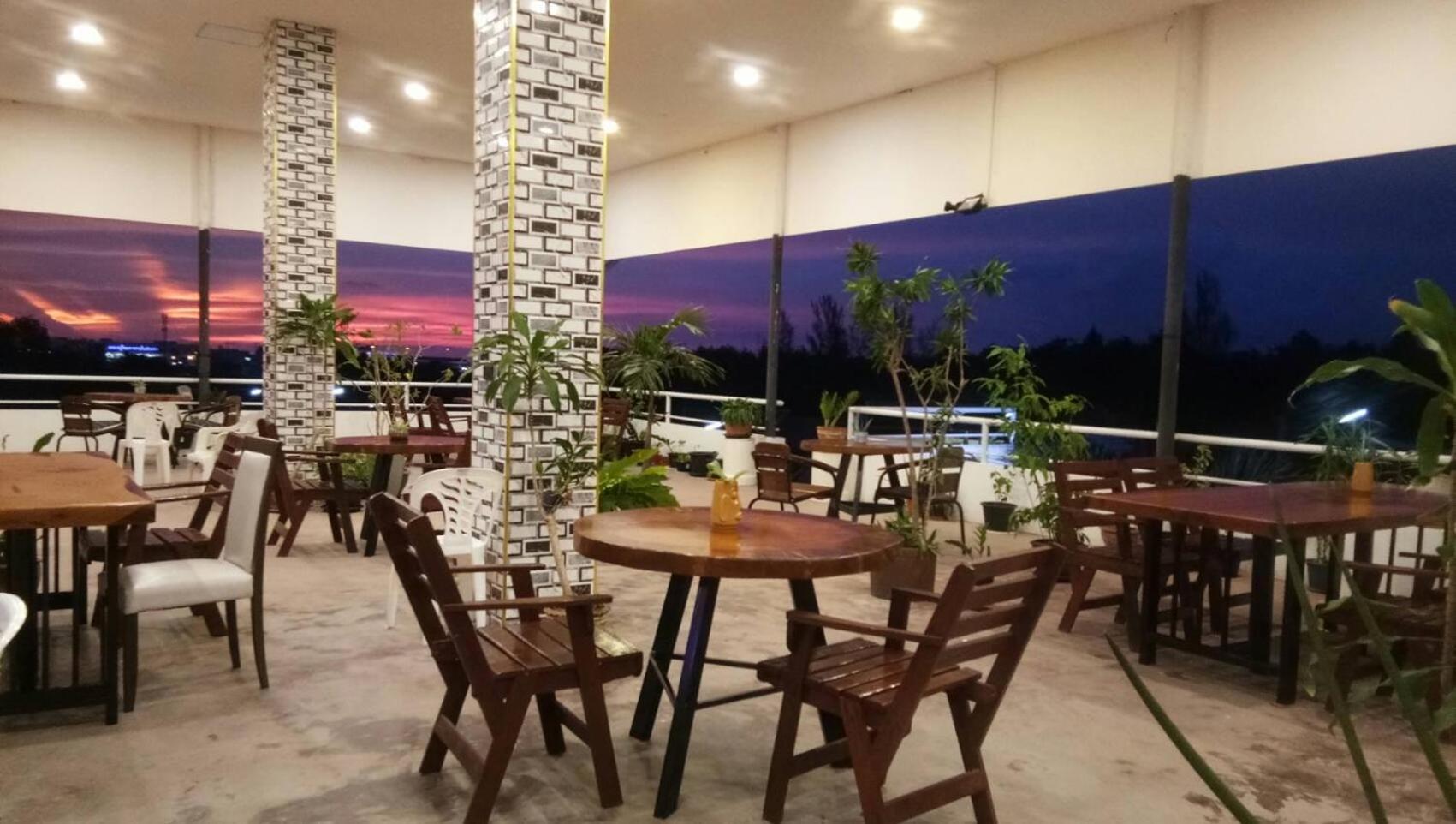Batikseafood Airport & Room Ban Bo Sai Klang Szoba fotó