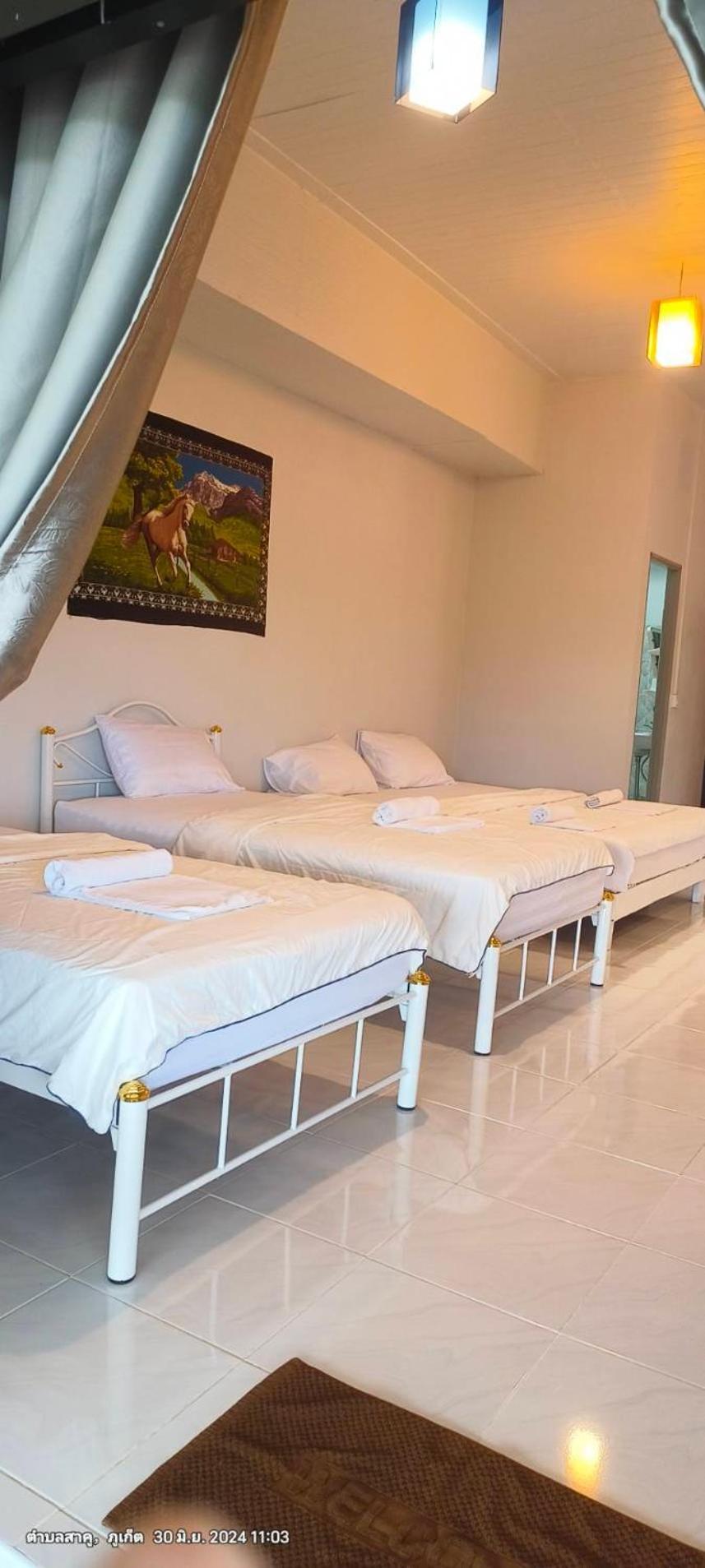 Batikseafood Airport & Room Ban Bo Sai Klang Kültér fotó