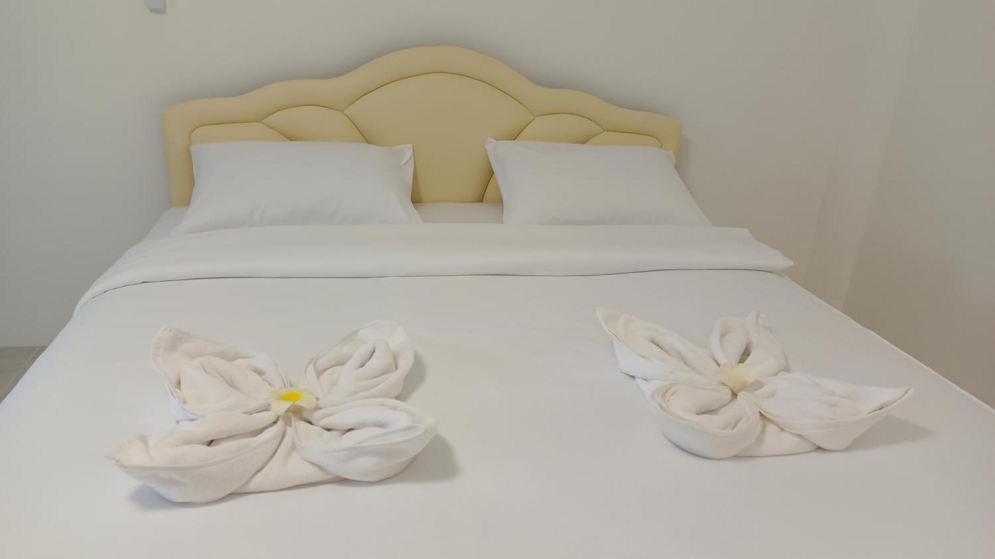 Batikseafood Airport & Room Ban Bo Sai Klang Kültér fotó